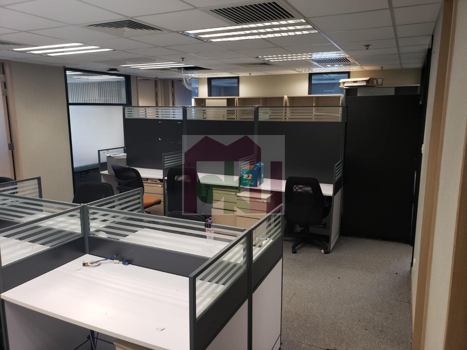 Shun Tak Centre - West Tower building or unit photo